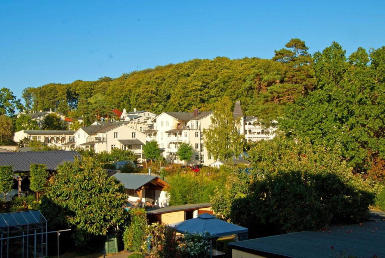 Haus Baltic 12 Mit Balkon - Zentrale Lage Im Ostseebad Sellin Exterior photo